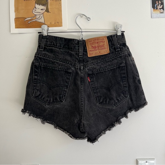 vintage levi cutoff shorts - Picture 2 of 5
